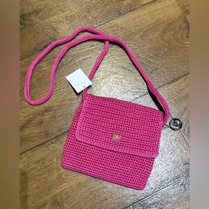Elegant Pink Knit Crossbody Bag